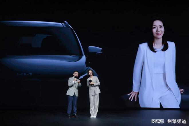拓界起亚携全明星车型闪耀广州车展新葡京网上赌场李娜倾情代言新狮铂(图5) 拓界起亚携全明星车型闪耀广州车展新葡京网上赌场李娜倾情代言新狮铂(图5)